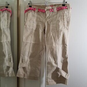 Abercrombie capri pants, size 0 in nude color with removable pink belt